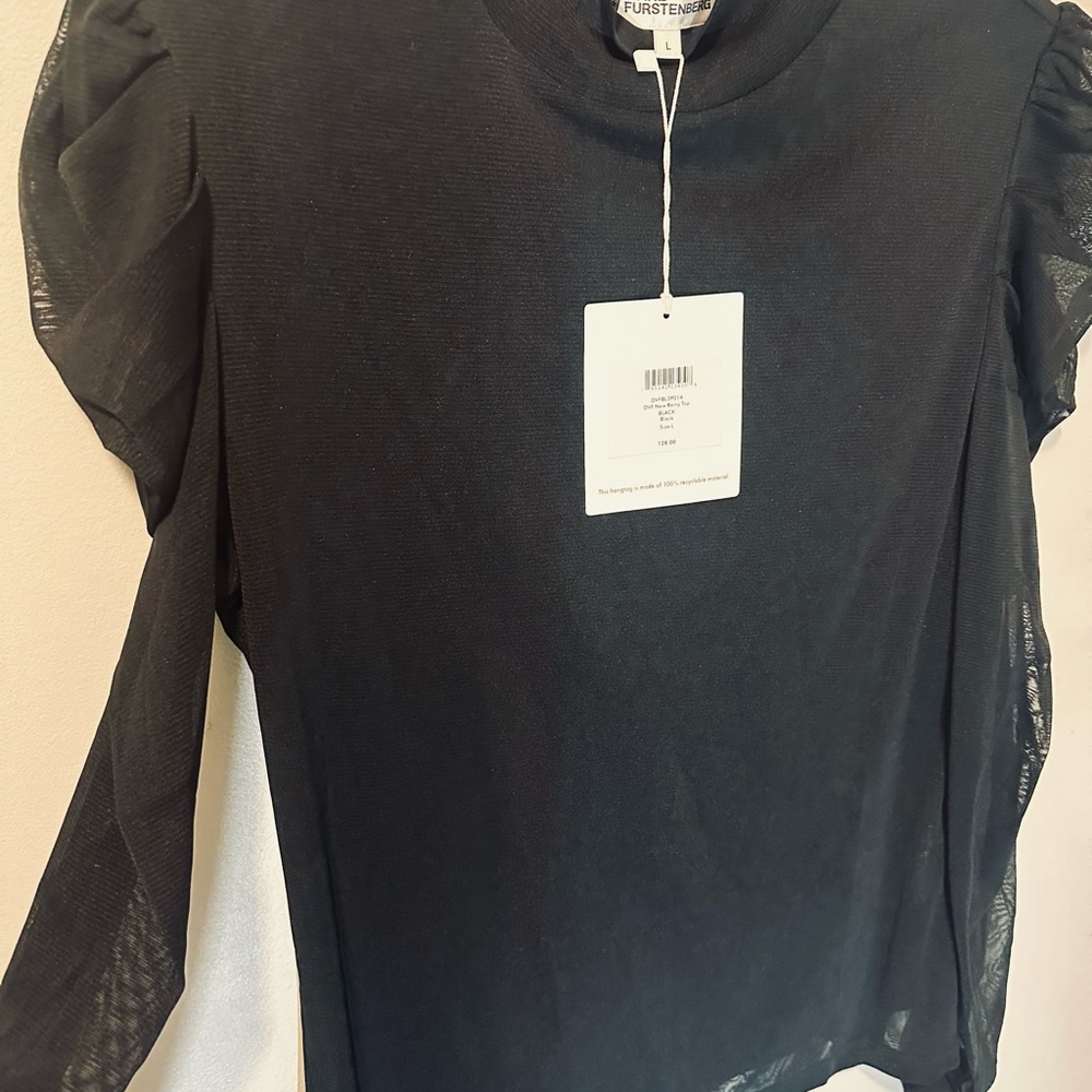 DVF Remy Top NWT! - Picture 2 of 9